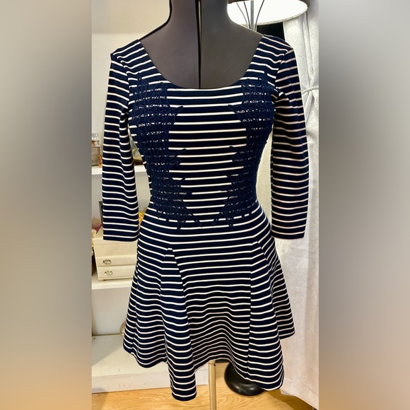 Free People Navy Peachy Cream Striped Lace Appliqué Open Back Mini Dress Size S - Picture 4 of 12